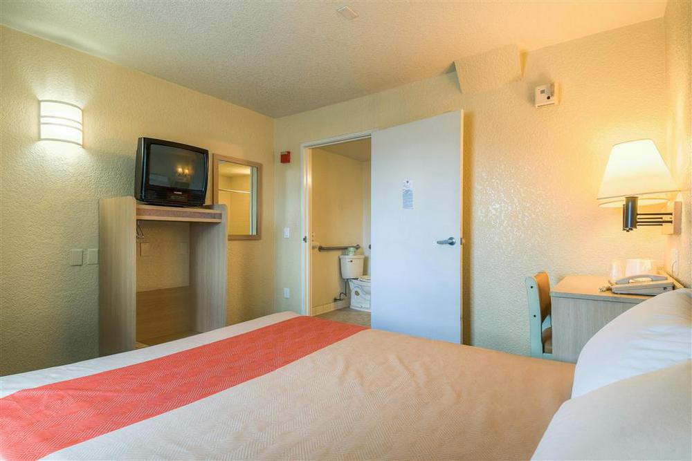 Motel 6-Anaheim, Ca - Fullerton East Quarto foto