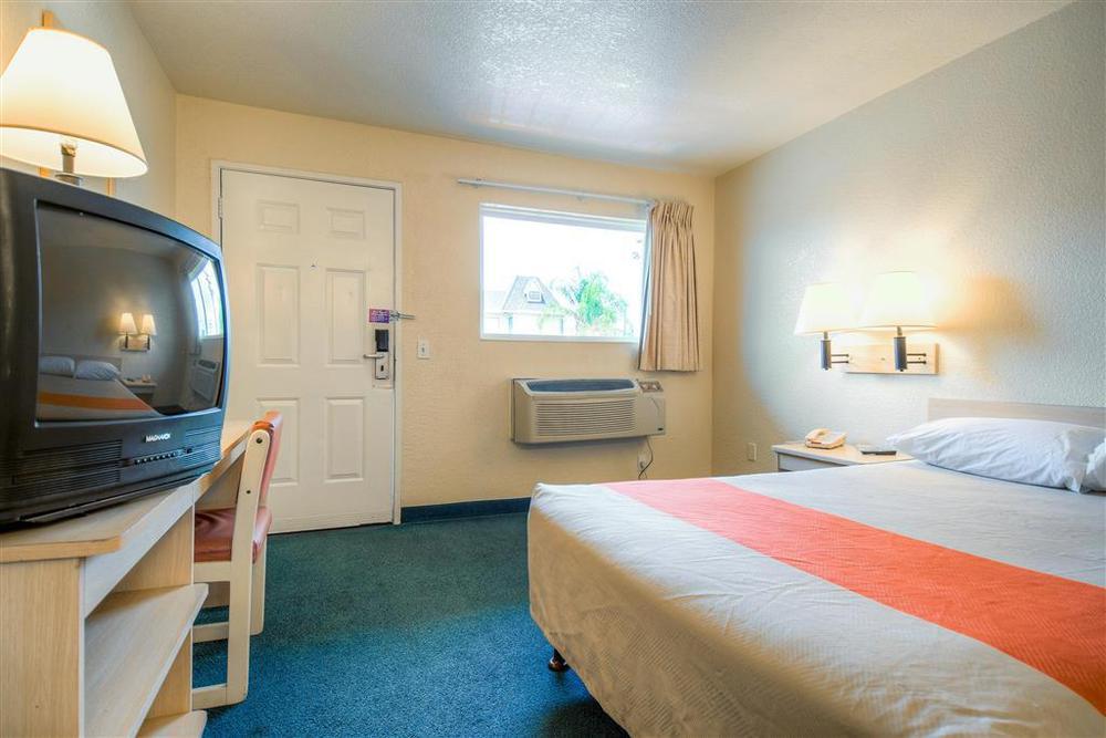 Motel 6-Anaheim, Ca - Fullerton East Quarto foto